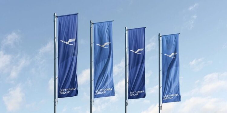 Lufthansa скасовує 20 тисяч авіарейсів на тлі подорожчання авіапалива