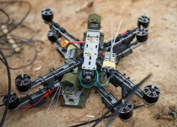 Долали до 25 км і вражали цілі під дією різних типів РЕБ – в Україні випробували нове покоління ударних FPV-дронів