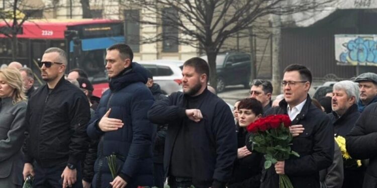 Голова Федерації профспілок України Сергій Бизов вшанував пам’ять загиблих зброярів