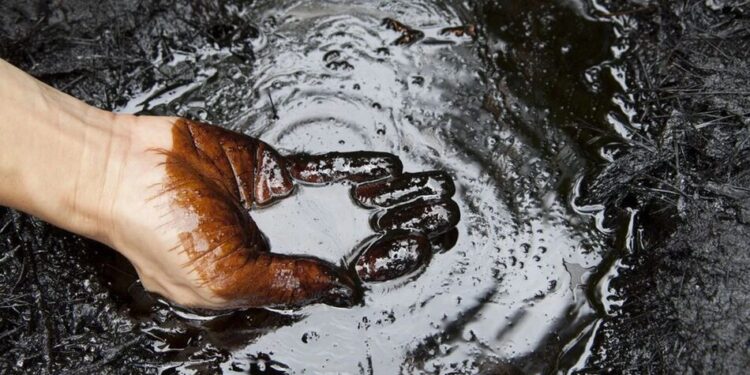 Ціни на нафту зросли після нового ультиматуму Трампа Ірану