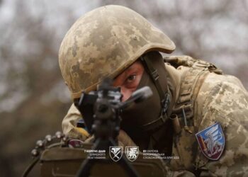 На фронті зафіксували майже 60 боїв, ворог продовжує марні спроби атак на позиції біля Антонівського мосту – Генштаб