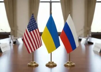 Переговори щодо України поставлені на паузу, але контакти з США тривають – пєсков