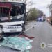 Вантажівка влетіла в автобус на Вінниччині, є загиблий та поранені