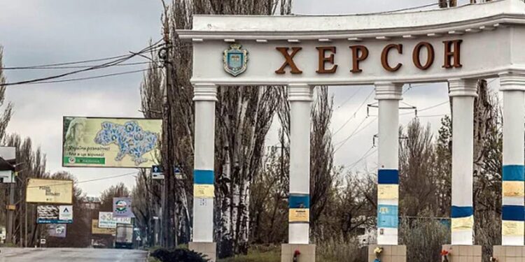 У Херсоні частково зникло світло після ворожих атак – МВА