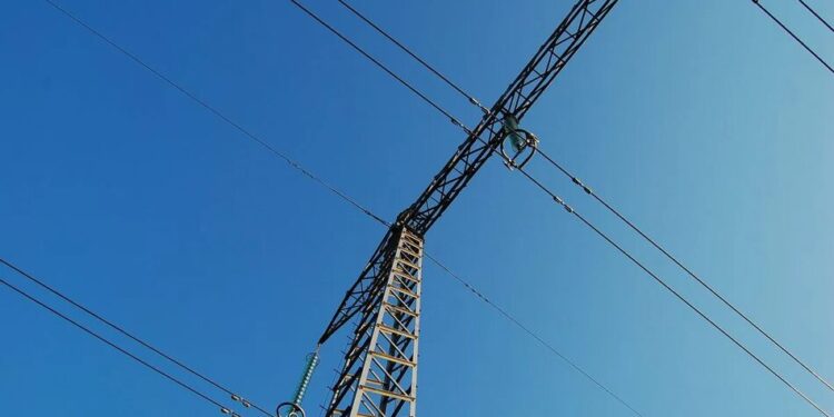 Від атак рф і негоди без світла частина 10 областей, з найскладнішою ситуацією на Сумщині