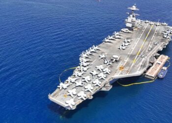 Найбільший авіаносець США USS Gerald R. Ford покинув Хорватію після ремонту