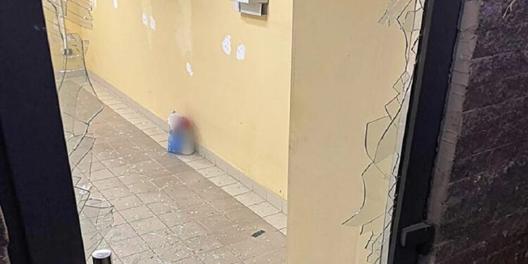 У Харкові біля магазину пролунав вибух: знайдено запал від гранати