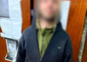 Військовий у СЗЧ напідпитку лякав киян рушницею в супермаркеті, вона виявилася іграшковою – поліція