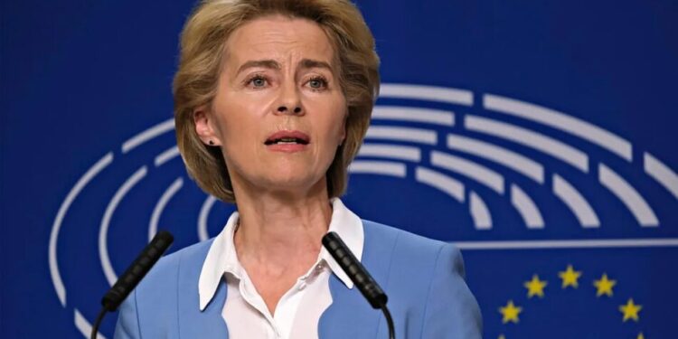 Фон дер Ляєн уникла теми "асоційованого членства" України