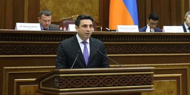 Вірменія погрожує виходом з ОДКБ, якщо рф підвищить ціни на газ