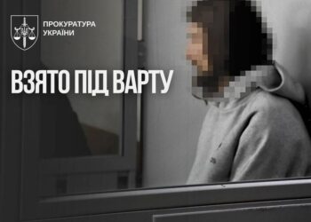 Житель Полтавщини жорстоко вбив трирічного сина через ревнощі до дружини, його відправили під варту