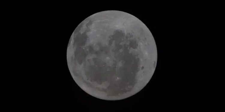 Artemis II вперше за 50 років увійшла у сферу дії тяжіння Місяця