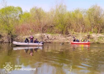 На Рівненщині водолази знайшли тіло хлопчика, який зник на початку квітня