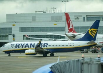 Половину рейсів у Брюссельському аеропорту скасують через страйк 12 травня