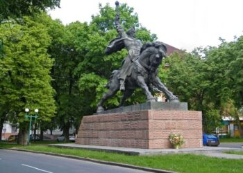 Куди піти у Хмельницькому – топ-7 місць для прогулянок і відпочинку