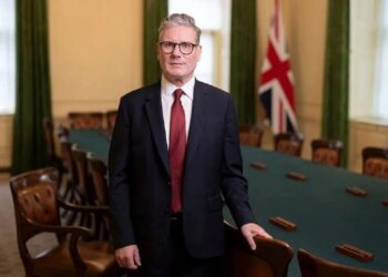 Міністри Британії підтримали Стармера на тлі закликів до його відставки