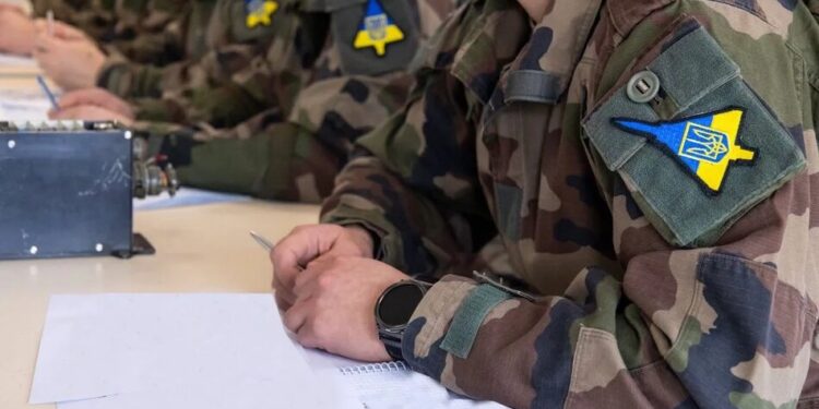 Франція навчає українських пілотів на винищувачах Mirage у межах місії ЄС