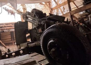 Українські прикордонники продовжують бити по рф із зеніток КС-19 часів 1940-х