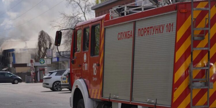 Кількість постраждалих у Дніпровському районі через атаку рф 30 квітня зросла до 4-х людей