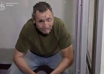 Обвинуваченого у вбивстві Парубія залишили під вартою без застави