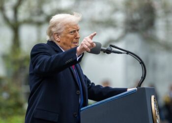 "Не говорить від імені Великої Британії" – Трамп різко відповів принцу Гаррі на заклик щодо України