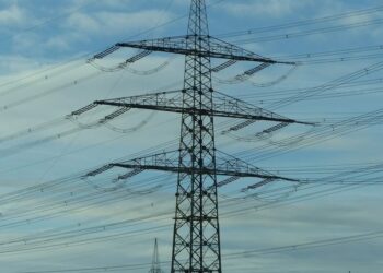 росія атакувала енергетику і спричинила перебої зі світлом у 7 областях