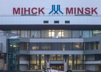 У білорусі підтвердили, що перестали випускати за кордон росіян із забороною на виїзд через призов – ЗМІ