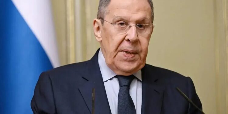 лавров назвав відновлення переговорів у Стамбулі "другорядним питанням"