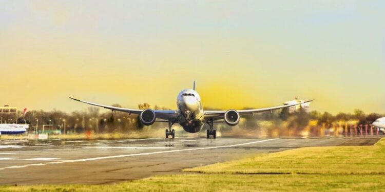 Спроба оподаткувати оренду літаків за кордоном бʼє по авіагалузі та репутації України на міжнародній арені