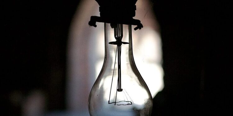 В Одесі частина родин опинилася без світла через аварію