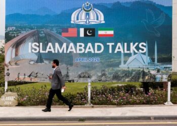 Переговори між США та Іраном тимчасово призупинені після 14 годин обговорень, розбіжності зберігаються