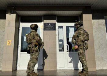 Фейкові "зниклі дружини" і відстрочки – викрито схему ухилення від призову через суд