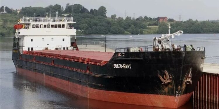 Гауляйтер сальдо заявив про затонуле в Азовському морі судно з пшеницею – є загиблий і зниклі безвісти