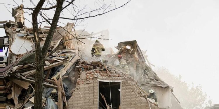 Кількість поранених у Дніпрі зросла до 46 після атаки рф