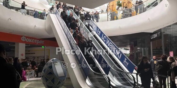 Зупинилися метро й електротранспорт – потужна негода накрила Харківщину