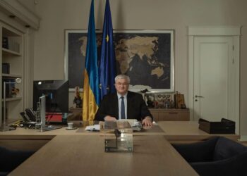 Україна скасувала рекомендацію утриматися від поїздок до Угорщини після поразки партії Орбана, готова працювати над нормалізацією відносин