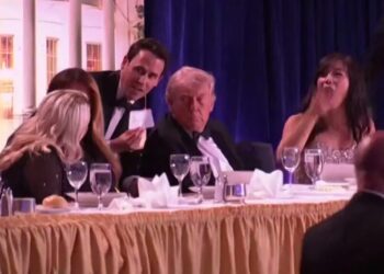 Трампа терміново евакуювали з вечері кореспондентів Білого дому через постріли