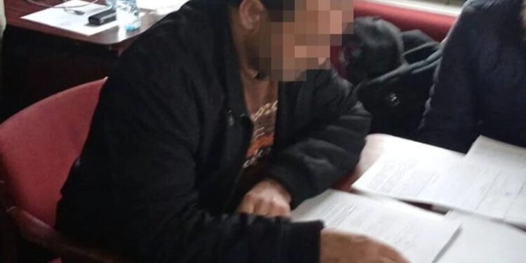 Капітан "тіньового" судна отримав підозру за незаконний рейс до Криму та вивезення 2 тис. тонн газу