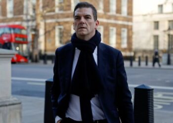 Заступник міністра закордонних справ Британії йде у відставку після скандалу з перевіркою Мандельсона