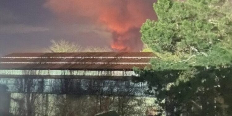 У росії пролунали десятки вибухів під час нічної атаки дронів, найбільше у краснодарському краї