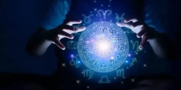 Парад планет та Молодик – гороскоп на 13-19 квітня