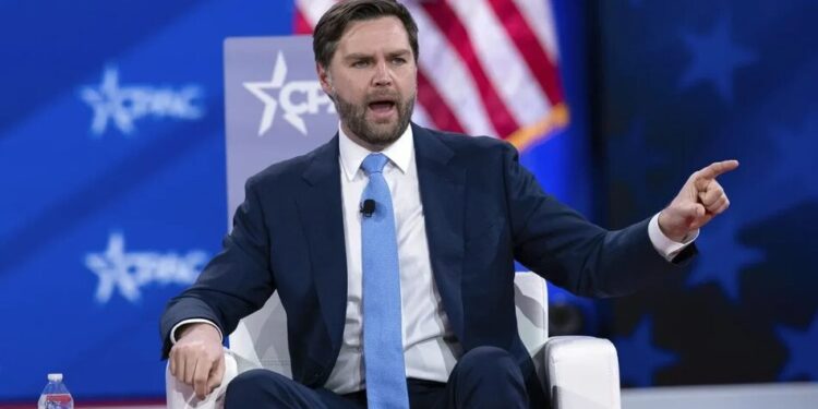 Венс заявив про нібито спроби впливу окремих представників українських спецслужб на вибори у США та Угорщині