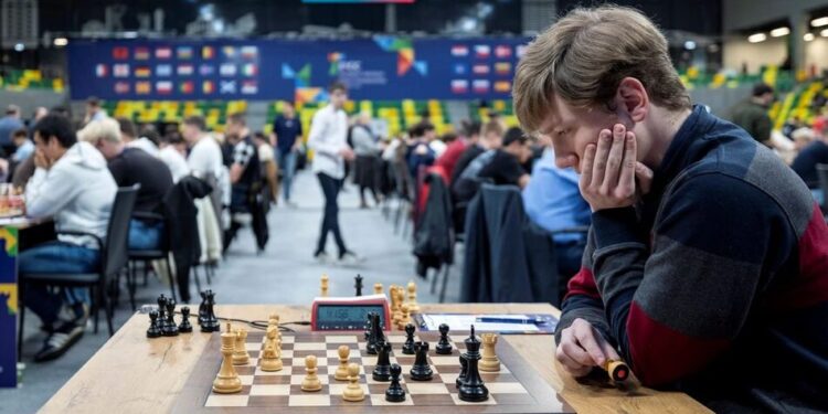 17-річний українець Роман Дегтярьов став чемпіоном Європи з шахів