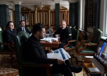 Зеленський провів енергетичний селектор із регіонами та доручив вже готувати країну до наступної зими