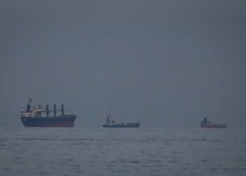 Іран дозволив Іраку проходити через Ормузьку протоку