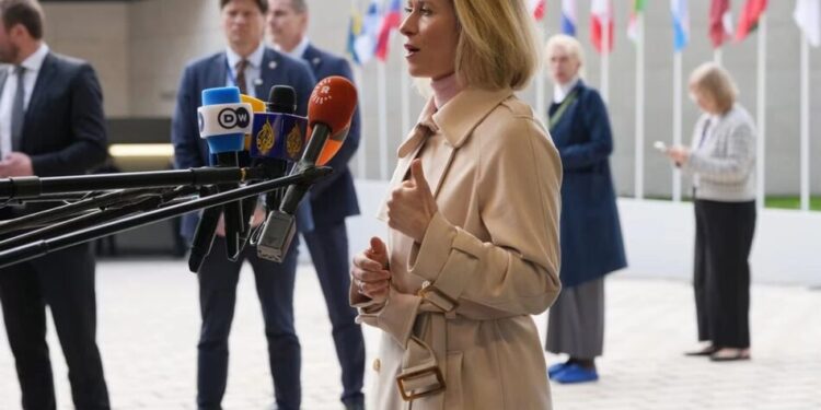 ЄС погодив розширення санкцій проти Ірану через обмеження судноплавства