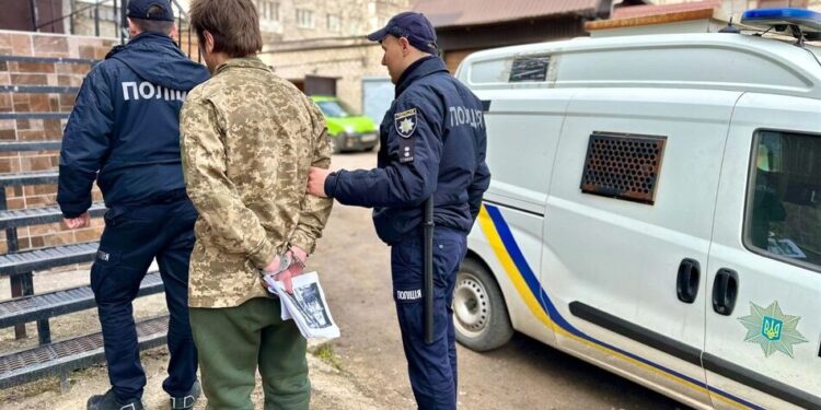 На Миколаївщині від отруєння чадним газом загинув 3-річний хлопчик, поки батько випивав