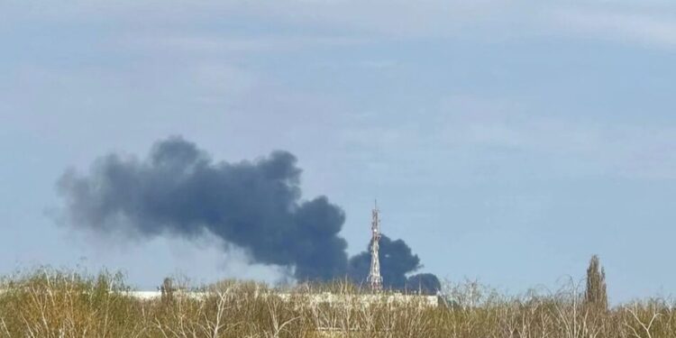 У рф повідомили про атаку дронів у Башкортостані – під ударом нафтохімічний завод