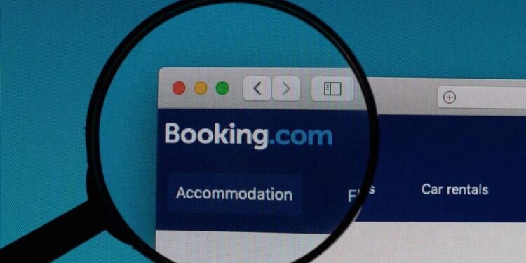 Італія почала розслідування проти Booking через рейтинг готелів