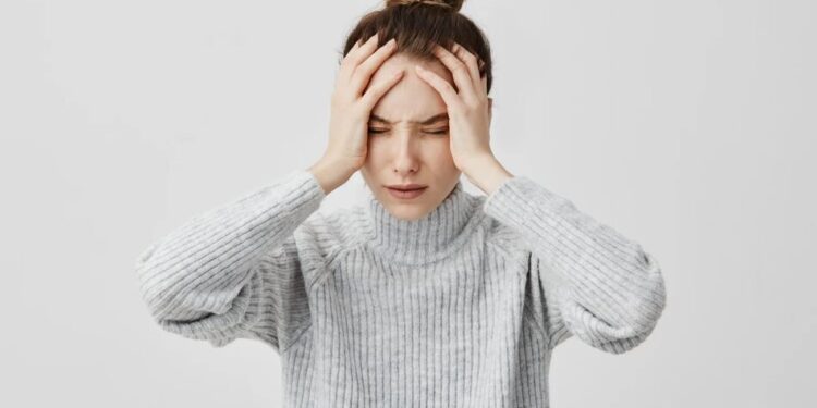 Психосоматика без міфів: як стрес і тривога впливають на тіло